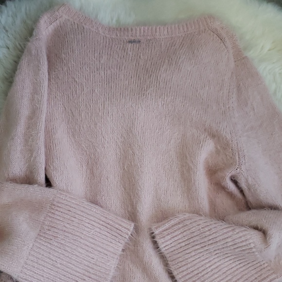 Sweater - Picture 3 of 4